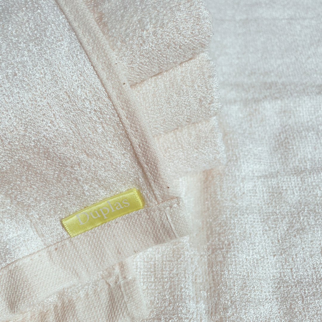 黄ぶな柄の竹タオル